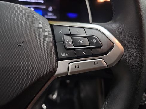 Used 2024 Volkswagen Jetta SE image 12