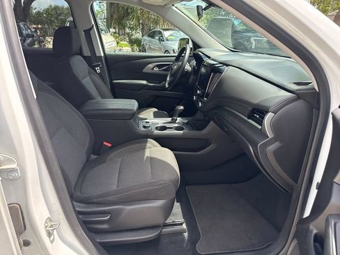 Used 2018 Chevrolet Traverse LT AWD/4WD image 27