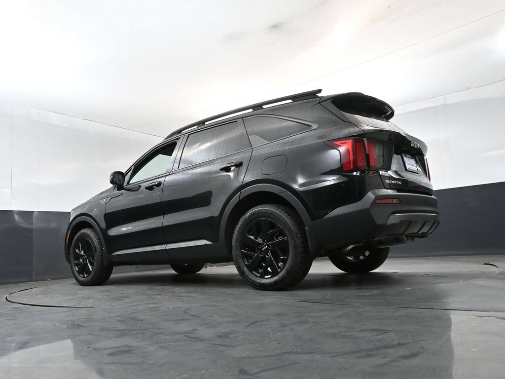 Certified 2023 Kia Sorento S w/ Panoramic Sunroof Package AWD/4WD image 21