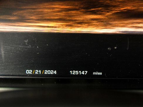 Used 2011 Land Rover Range Rover Autobiography image 43