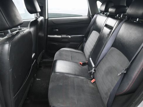 Used 2023 Mitsubishi Outlander Sport SE image 27