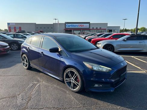 Used 2016 Ford Focus ST FWD image 1