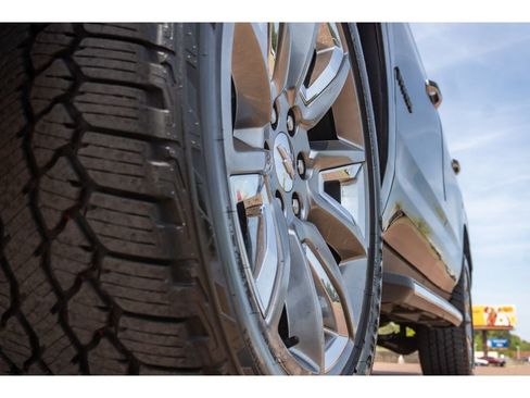 Used 2022 Chevrolet Tahoe Premier w/ Max Trailering Package image 9