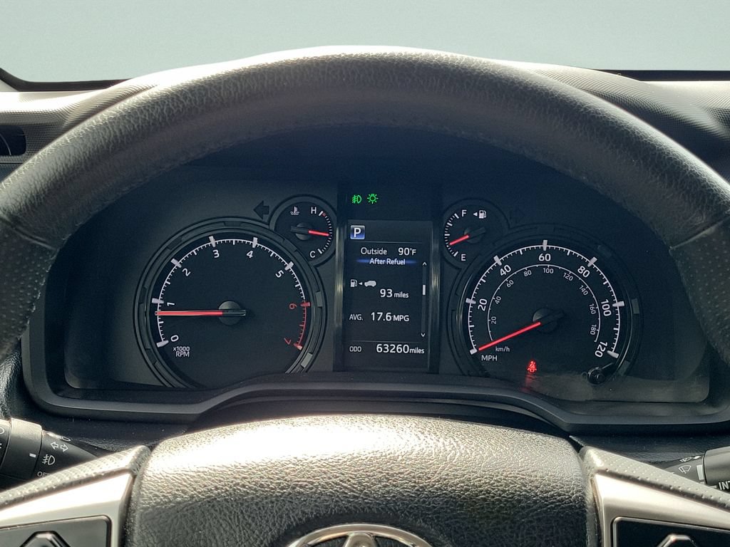 Used 2021 Toyota 4Runner SR5 Premium w/ Moonroof Package AWD/4WD image 23