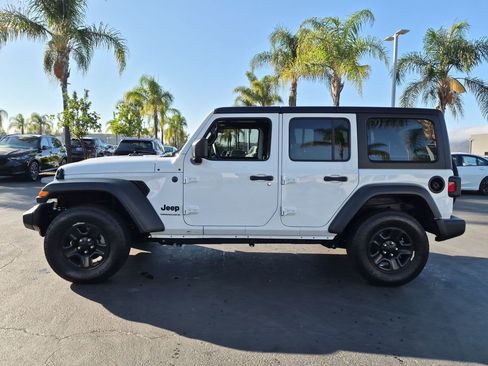 Used 2025 Jeep Wrangler Unlimited Sport AWD/4WD image 7