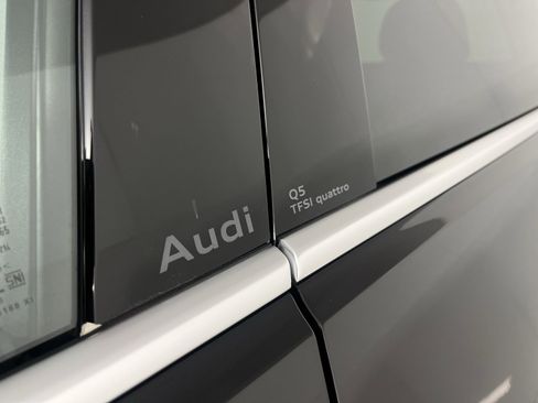 Used 2025 Audi Q5 Prestige image 4