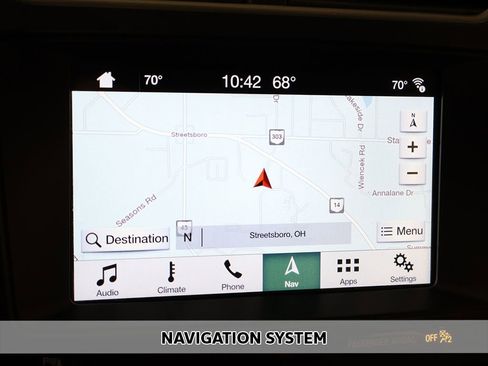 Used 2018 Ford Explorer XLT w/ Equipment Group 202A AWD/4WD image 3