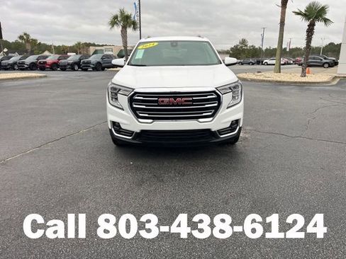 Used 2024 GMC Terrain SLT FWD image 34