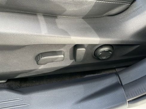 Used 2023 Subaru Outback Limited XT image 12