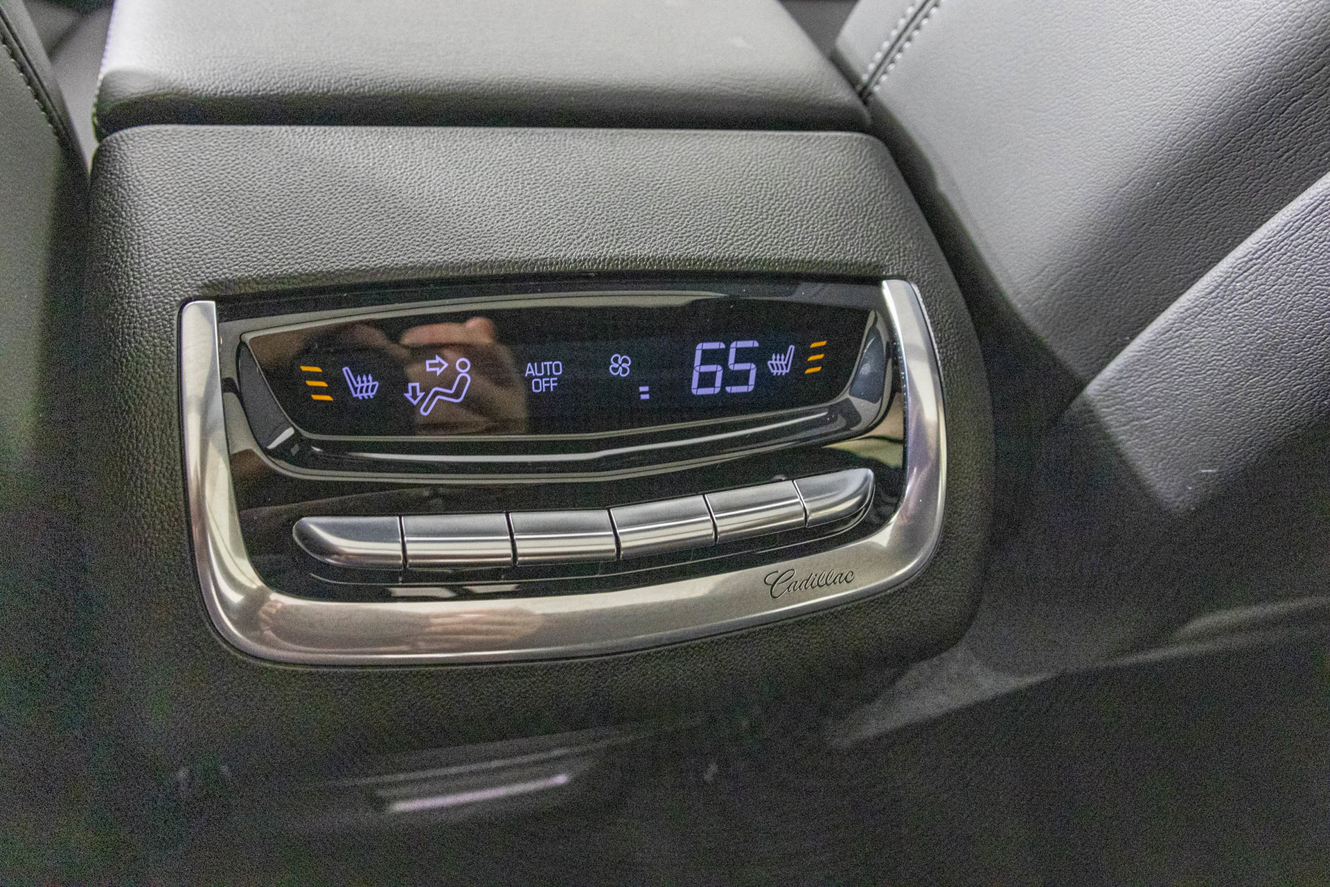 Used 2025 Cadillac XT6 Premium Luxury AWD/4WD image 44