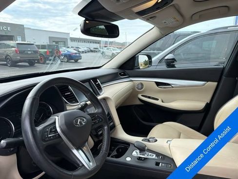 Used 2019 INFINITI QX50 Essential w/ Proactive Package AWD/4WD image 17