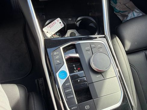 Used 2023 BMW i4 eDrive40 w/ Premium Package RWD image 8