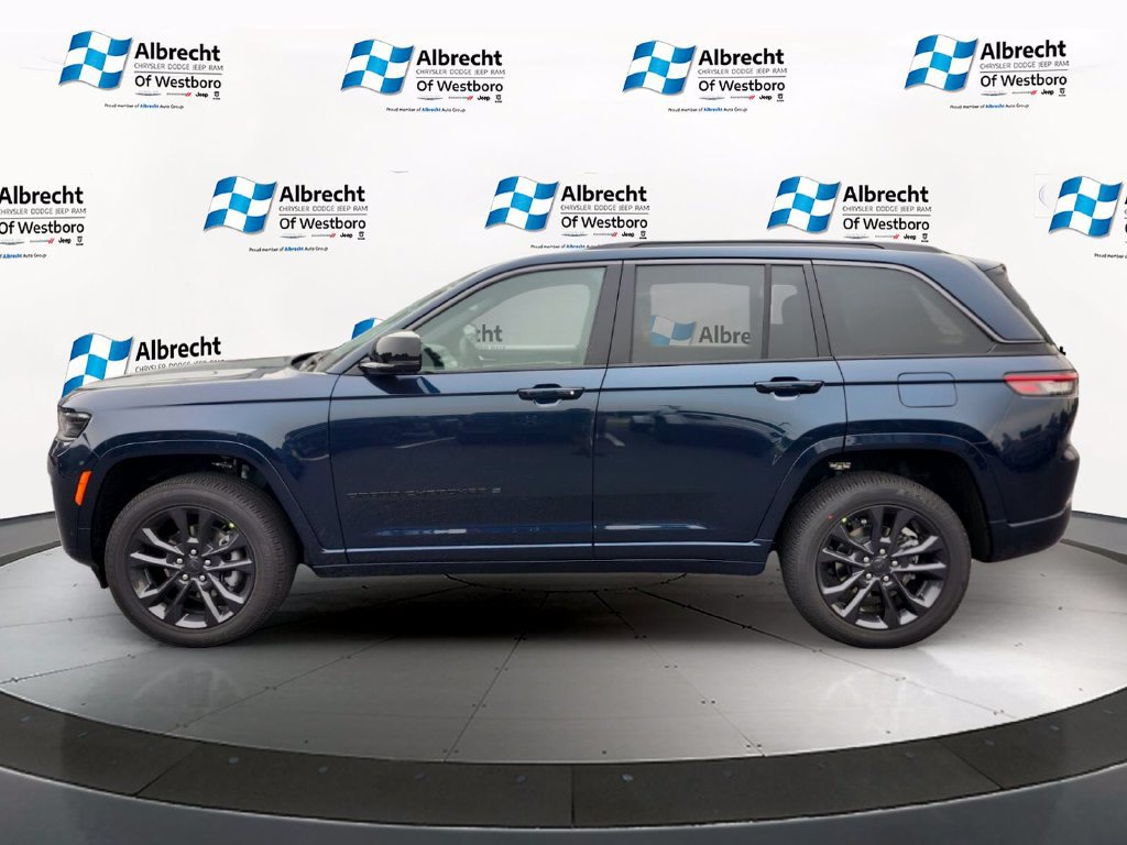 New 2026 Jeep Grand Cherokee Limited AWD/4WD image 2