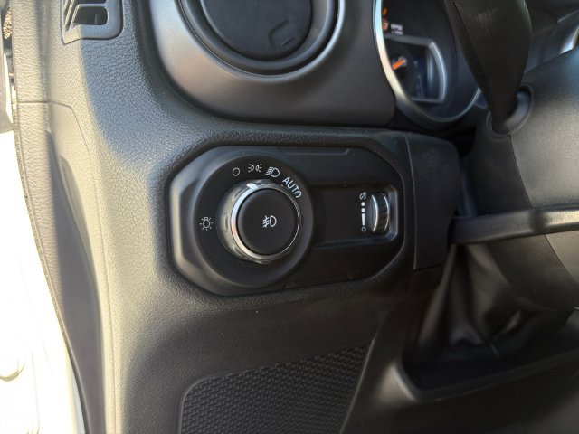 Used 2023 Jeep Wrangler Unlimited Sport AWD/4WD image 31