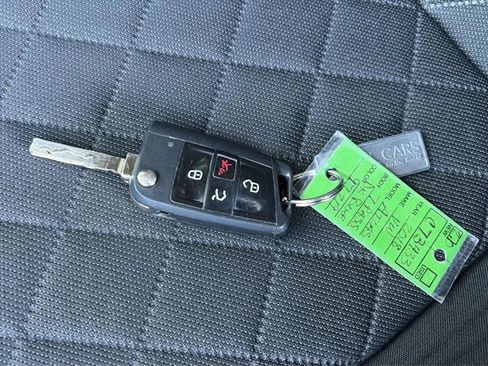 Used 2018 Volkswagen Atlas S FWD image 20