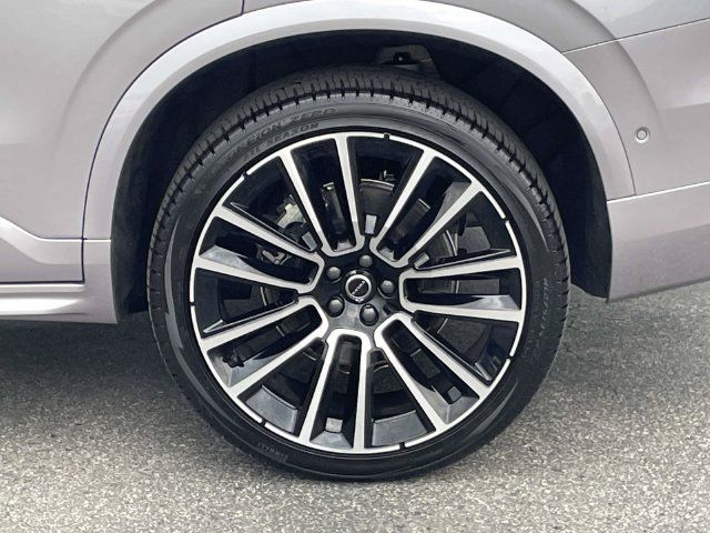 Used 2026 Volvo XC90 B6 Ultra w/ Protection Package AWD/4WD image 10