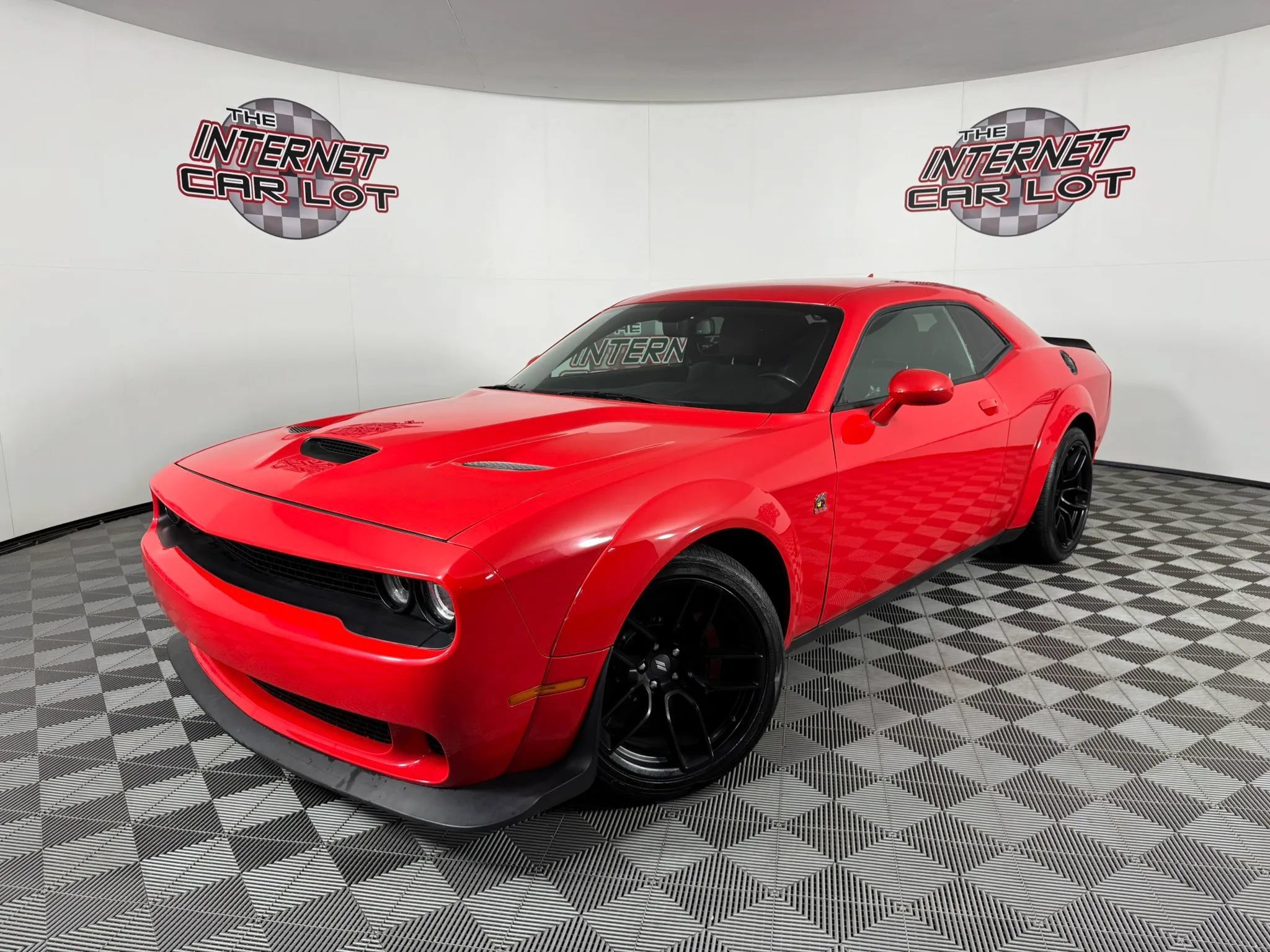 Used 2021 Dodge Challenger R/T Scat Pack RWD image 1