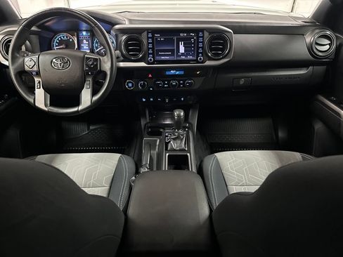 Used 2023 Toyota Tacoma TRD Sport w/ Technology Package AWD/4WD image 23