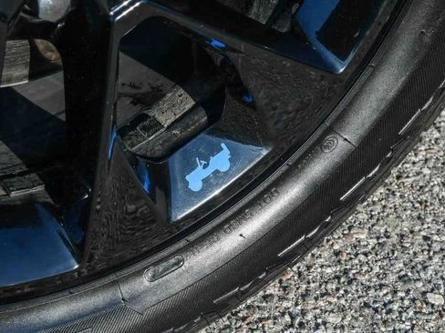 Used 2023 Jeep Wrangler Sahara image 13