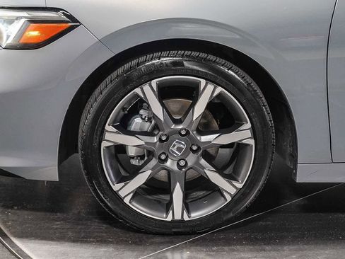 Used 2025 Honda Civic Sport Touring image 10