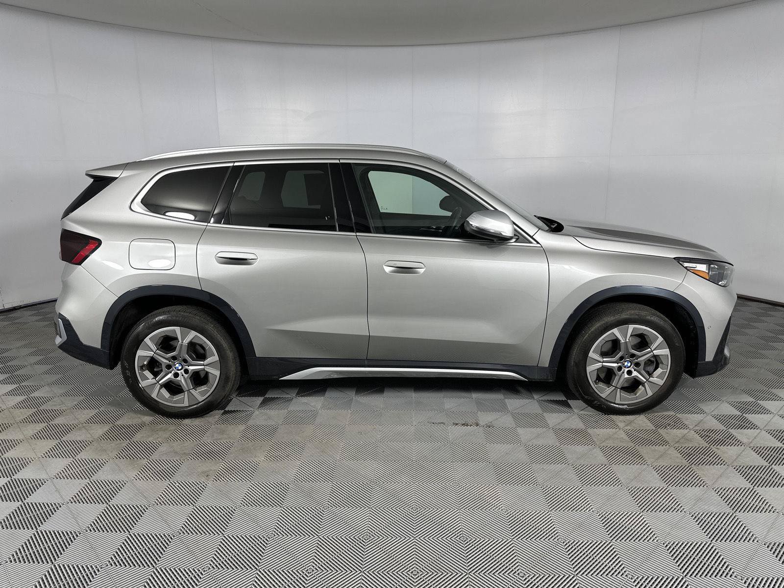 Used 2023 BMW X1 xDrive28i w/ Convenience Package AWD/4WD image 28