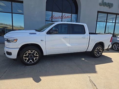 New 2026 RAM 1500 Laramie w/ Laramie Preferred Package AWD/4WD image 4