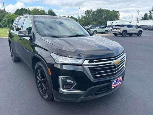 Used 2022 Chevrolet Traverse LT w/ LPO, Floor Liner Package AWD/4WD image 7