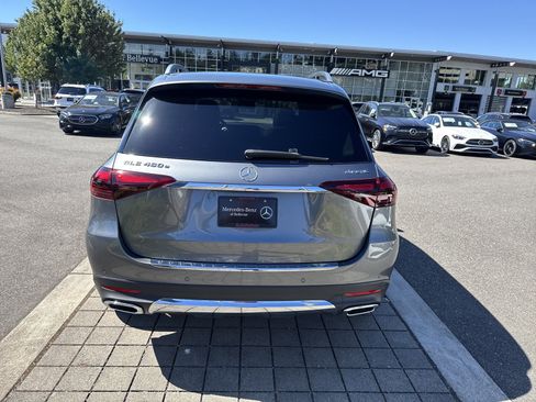 Certified 2025 Mercedes-Benz GLE 450e 4MATIC w/ Driver Assistance Package image 4