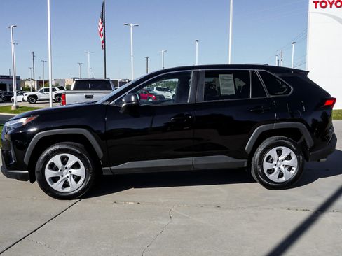 Certified 2024 Toyota RAV4 LE AWD/4WD image 5