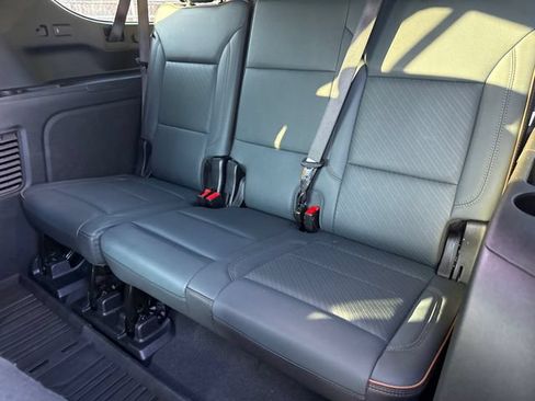 Used 2026 GMC Yukon XL AT4 w/ AT4 Premium Plus Package AWD/4WD image 19