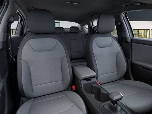 New 2026 Kia K4 LXS image 15