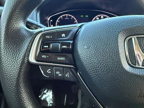 Used 2018 Honda Accord LX image 28