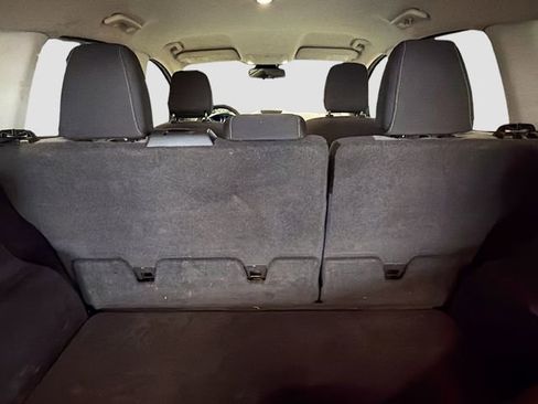 Used 2019 Ford Escape SE image 26