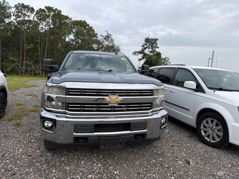 Used 2015 Chevrolet Silverado 2500 LT w/ LT Convenience Package RWD image 2