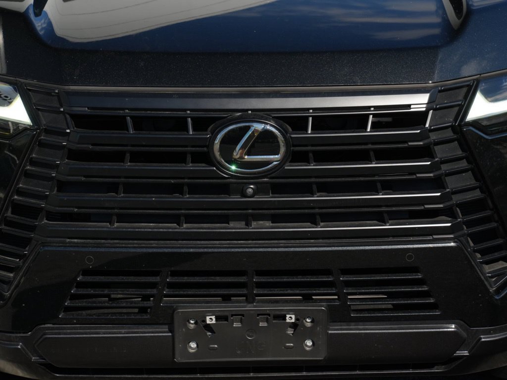 Used 2025 Lexus GX 550 w/ Accessory Package (2T) AWD/4WD image 12