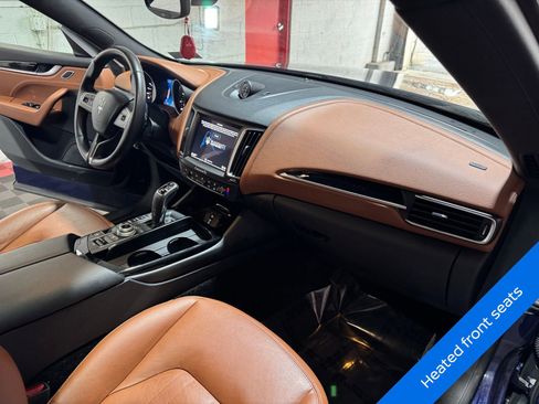 Used 2019 Maserati Levante image 14