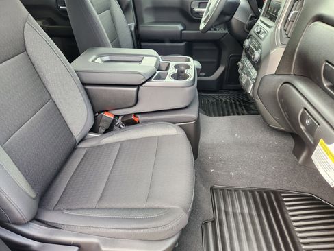 New 2026 Chevrolet Silverado 2500 Custom image 19