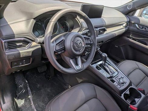 New 2025 MAZDA CX-5 Signature image 3