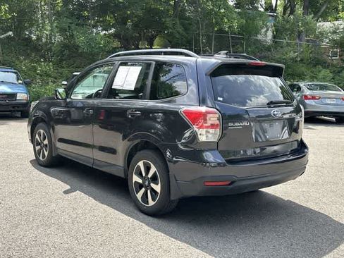 Used 2017 Subaru Forester 2.5i Premium w/ All-Weather Package AWD/4WD image 20