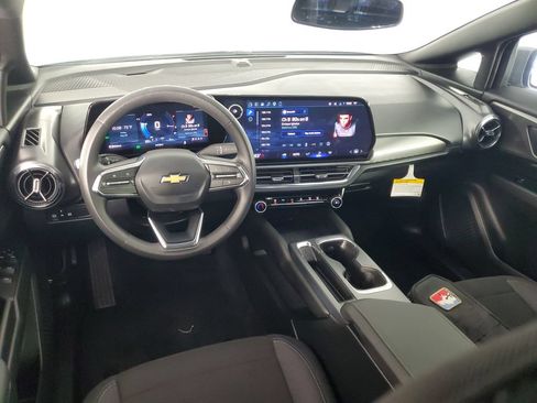 Used 2026 Chevrolet Equinox EV LT FWD image 15