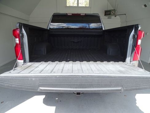 Used 2022 Chevrolet Silverado 1500 Custom Trail Boss w/ Safety Confidence Package image 18