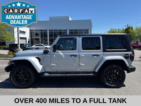 Used 2023 Jeep Wrangler Unlimited Sahara AWD/4WD image 23