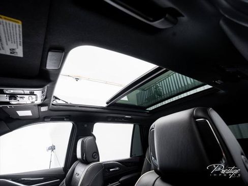 Used 2022 Cadillac Escalade Sport w/ Touring Package AWD/4WD image 29
