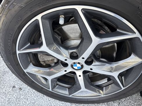 Used 2019 BMW X1 xDrive28i image 11