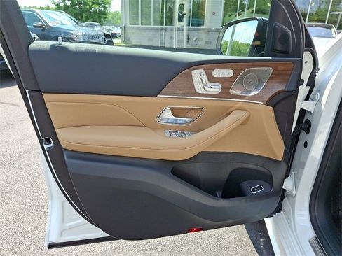 Certified 2025 Mercedes-Benz GLE 350 4MATIC image 11