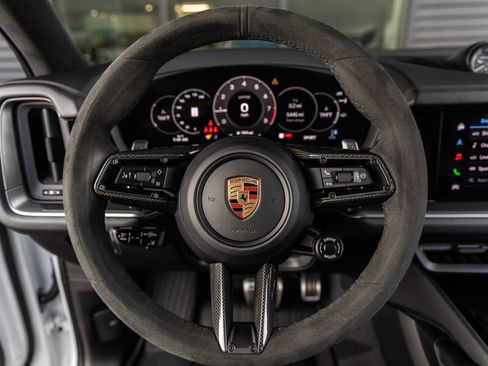 Certified 2025 Porsche Cayenne GTS AWD/4WD image 30