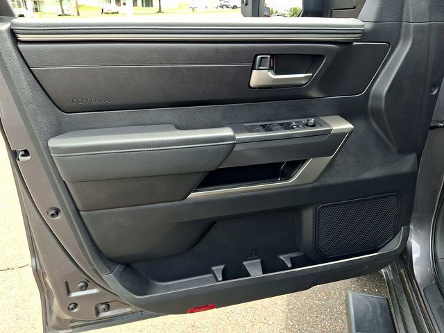 Used 2022 Toyota Tundra SR5 w/ SR5 Convenience Package AWD/4WD image 13