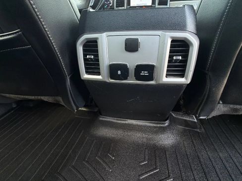 Used 2020 Ford F250 Lariat w/ Lariat Value Package AWD/4WD image 62