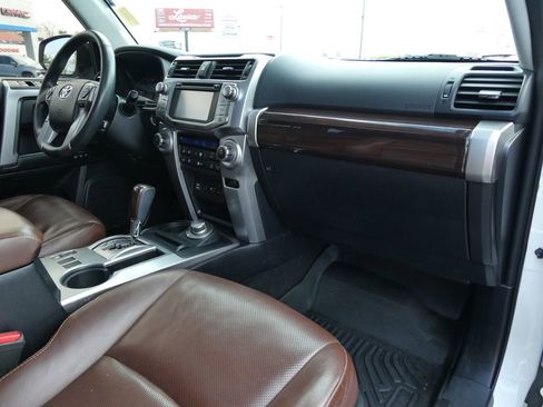 Used 2019 Toyota 4Runner 4WD image 14