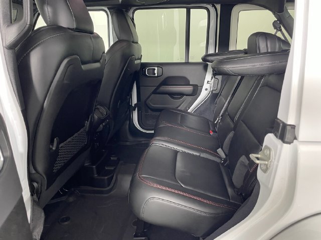 Used 2024 Jeep Wrangler Unlimited Rubicon AWD/4WD image 19